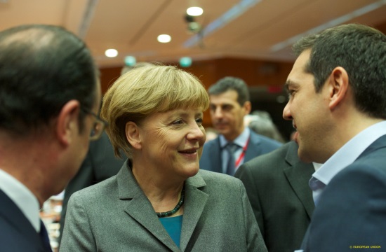 Greek PM discusses Cyprus, migration with Merkel ahead of her visit to Turkey