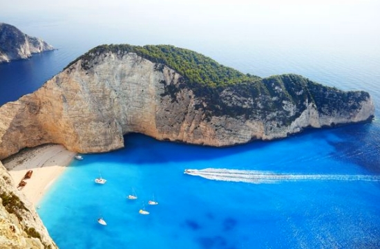 Sunday Times: 11 Greek beaches among the top-50 in Europe
