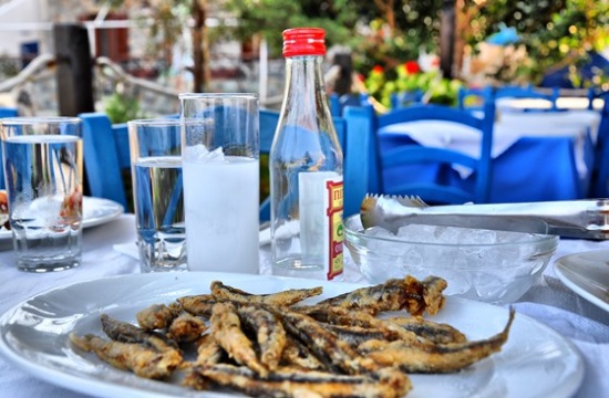 Visit Greece: Ouzo,the uplifting Greek drink