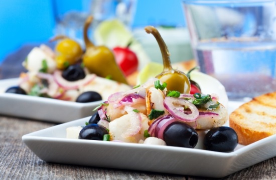 Report: Six ideal Greek Islands for foodies