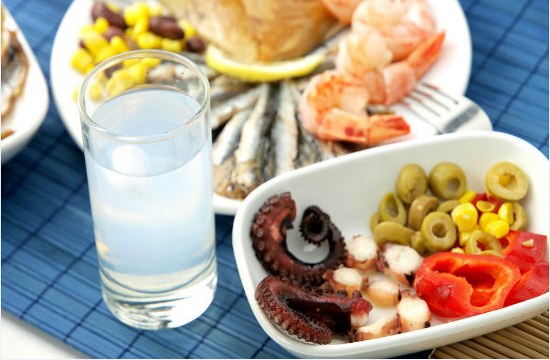 French delegation savors Greek cuisine