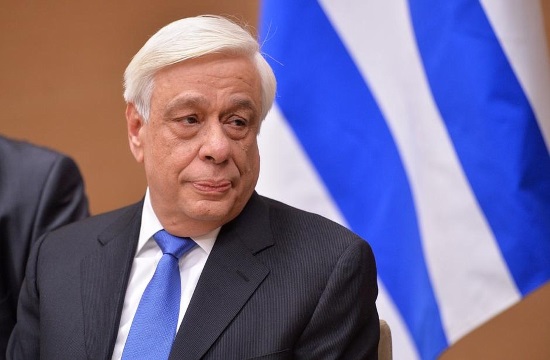 Greek President to meet French counterpart Hollande on Monday