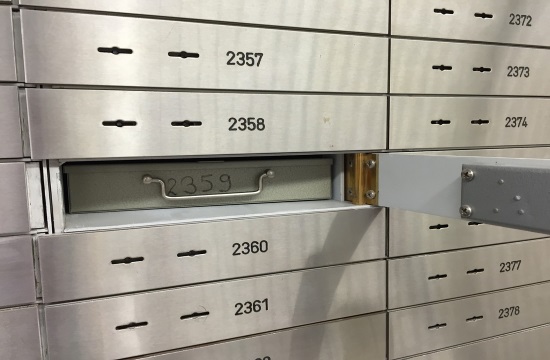 Greek tax inspectors to raid safe deposit boxes after January 1, 2019