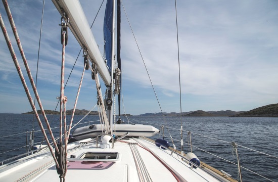 Media: Sailing around Greek islands on supply sailboats tourist alternative