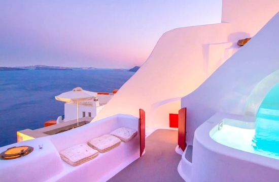 World's 8 coolest caves you can rent via Airbnb - 3 in Santorini