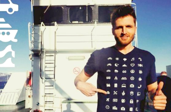 Smart t-shirt allows travelers to communicate in all languages