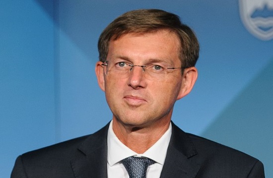 Slovenian Prime Minister: Greece could be kicked out of Schengen