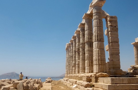 Old shipwreck near Cape Sounion of Athens identified
