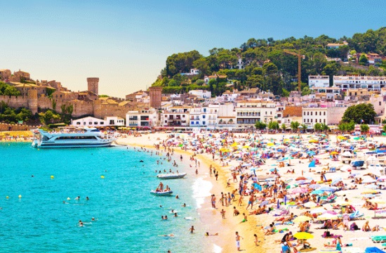Wet weather drives Brits to last-minute August holidays in sunny destinations