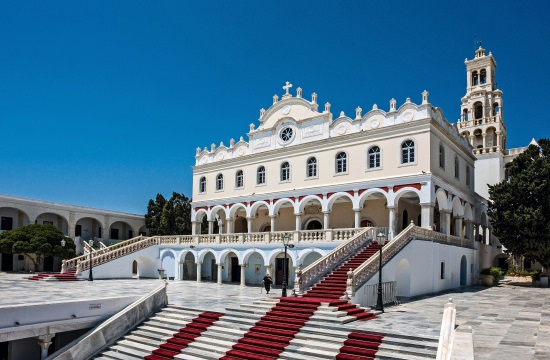 Survey: Greeks rank as the 4th most religious people in Europe