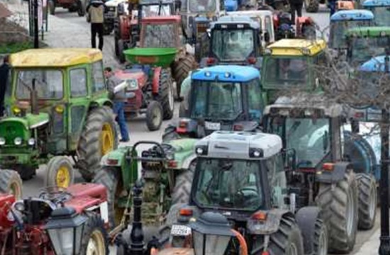 Farmers gather in central Greece preparing for new wave of protests