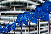 AP: EU lifts travel restrictions on US tourists