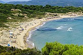 Skiathos volunteers clean Greek island's beaches ahead of summer season