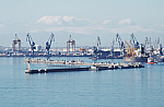 The decree will allow the docking at the port of major lines' ships