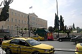 Taxi drivers' federation calls rolling 48-hour strikes in Greece until Friday