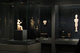Greek-American sculptor Lynda Benglis' show at Athens Museum of Cycladic Art