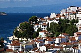 Greece records largest drop in house prices and rents in Europe during last 12 years