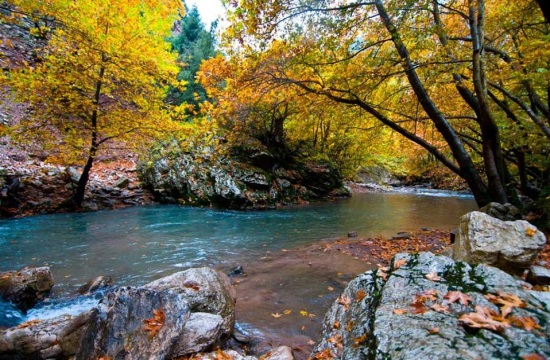 Διαγωνισμός εκμίσθωσης δημοτικού ξενώνα στο Καρπενήσι