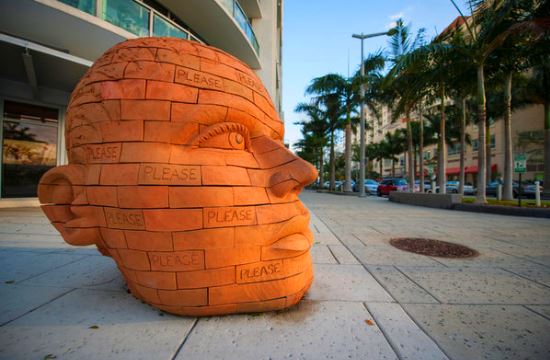 Πώς ένα φεστιβάλ τέχνης απογείωσε την αγορά του Miami Beach