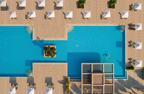 Το Amada Colossos Resort πρότυπο ασφαλών και πολυτελών διακοπών για την DER Touristik