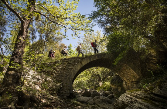 Επεκτείνεται το δίκτυο μονοπατιών Apollo Trails