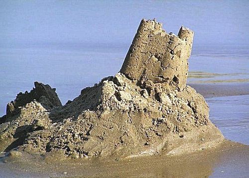 Είναι κακό στην άμμο να χτίζεις παλάτια