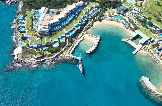 Νέα εποχή για το υπερπολυτελές Elounda Peninsula All Suite Hotel