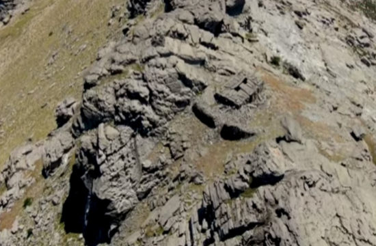 Το μυστηριώδες Δρακόσπιτο στα 1.300 μέτρα υψόμετρο