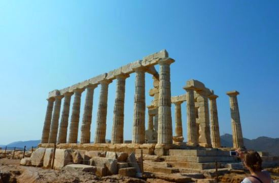 Huffington Post: το island hopping στην Ελλάδα στις 8 value αποδράσεις στην φθηνή Ευρώπη
