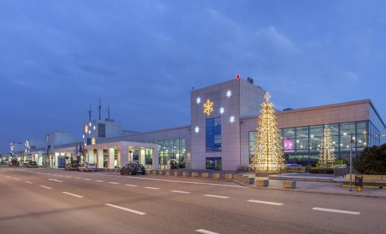 Χριστούγεννα & Πρωτοχρονιά στο αεροδρόμιο Αθηνών