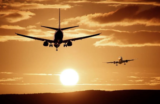 Παραλύουν οι αερομεταφορές στη Γαλλία - Ακυρώνεται το 40% των πτήσεων από το Ορλί