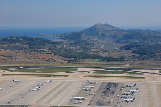 Διαγωνισμός για 97 προσλήψεις Ελεγκτών Εναέριας Κυκλοφορίας