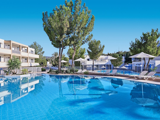 Η alltours ενισχύει την παρουσία της στην Ελλάδα | Δύο νέα alltoura Club Hotels σε Κρήτη και Ρόδο