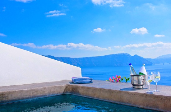 Forbes Star Awards: 12 Ελληνικά ξενοδοχεία στην αφρόκρεμα του παγκόσμιου τουρισμού για το 2024