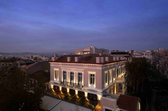 Ξενοδοχεία | Ανοίγει την 1η Απριλίου το La Divina στο ιστορικό κέντρο της Αθήνας