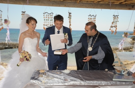 Ο γαμήλιος τουρισμός στην Κύπρο | 600 κρατήσεις στην Αγία Νάπα