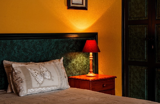 Ξενοδοχεία | 5 φθηνοί τρόποι για να ομορφύνετε τα δωμάτιά σας