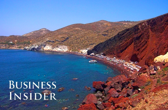 Business Insider: Η Σαντορίνη στις 15 καλύτερες πολύχρωμες παραλίες στον κόσμο