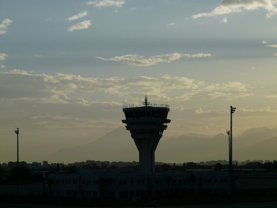 Ισπανική εταιρεία στην εποπτεία της εναέριας κυκλοφορίας ινδικών αεροδρομίων