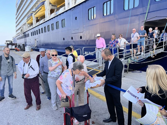 Η Ρόδος καλωσόρισε το πρώτο κρουαζιερόπλοιο για το 2025