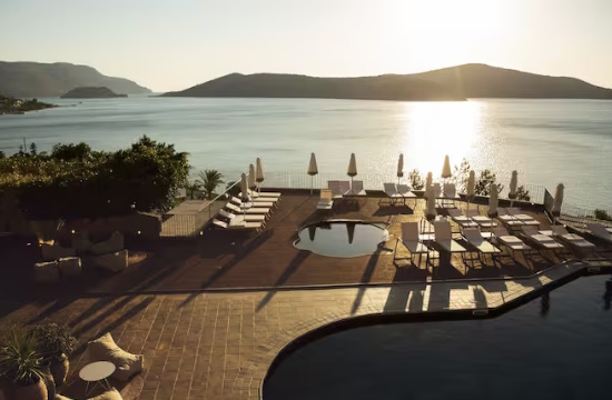 Tornos News – Conde Nast Traveller: Αυτά είναι τα 8 καλύτερα all inclusive resort της Ευρώπης – Τα 4 είναι Ελληνικά