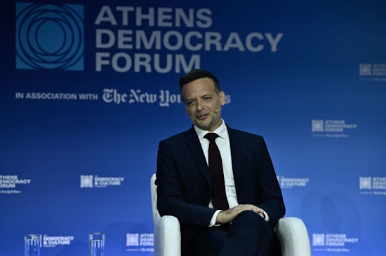 Να σωθεί η ισορροπία της Αθήνας – Όχι τουριστικό mall γύρω από την Ακρόπολη