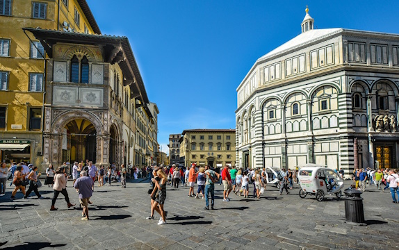 Υπερ-τουρισμός | Ποιες περιοχές στην Ιταλία βρίσκονται στο "κόκκινο"- οι άμεσες επιπτώσεις