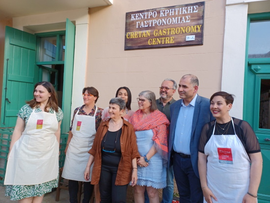 Oι Γάλλοι αξιολογούν τα αγροτικά προϊοντα της Κρήτης