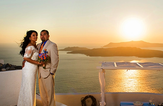 Γαμήλιος τουρισμός: 12% πιο οικονομική η Ελλάδα για τους Βρετανούς το 2016