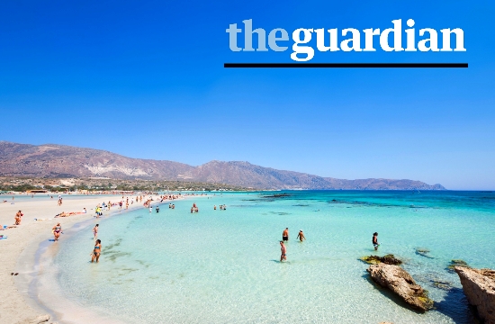 Guardian: Θέλετε να βοηθήσετε την Ελλάδα; Πηγαίνετε διακοπές εκεί