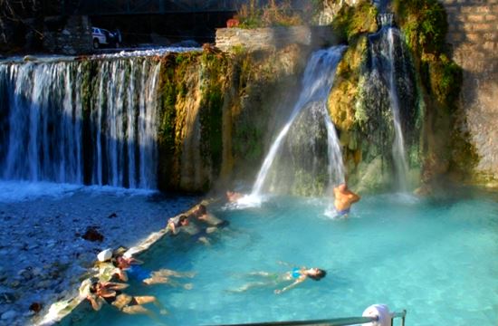 Ιαματικές οι πηγές Λουτρακίου και Μεθάνων