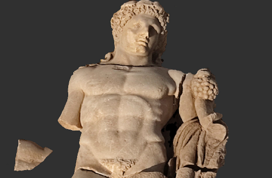Εντυπωσιακό άγαλμα του Ηρακλή βρέθηκε σε ανασκαφική έρευνα στους Φιλίππους