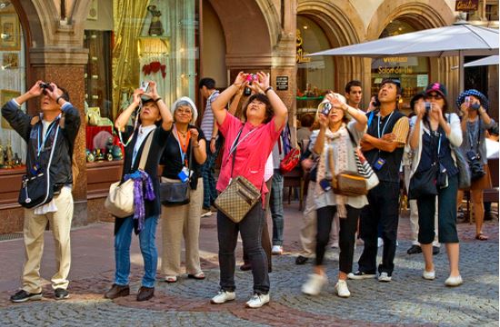 Ιαπωνία: Έρευνα για τις επιπτώσεις από τον υπερ-τουρισμό