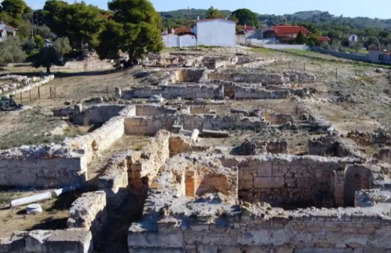 Λουτράκι: Η άγνωστη Ρωμαϊκή Έπαυλη του 2ου Αιώνα μ.χ. με θέα τον Κορινθιακό και Σαρωνικό κόλπο - Βίντεο